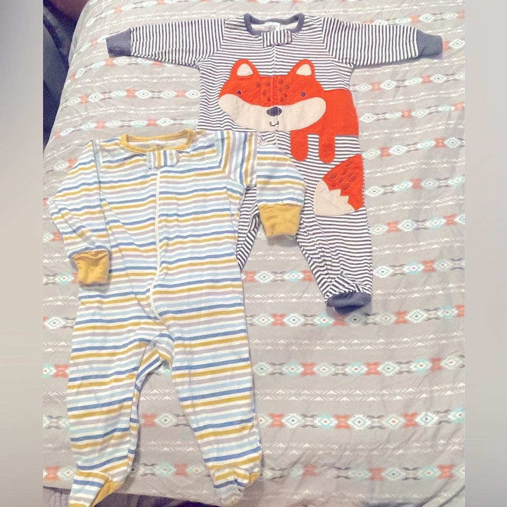 Gerber 0-3 Month footed onesies